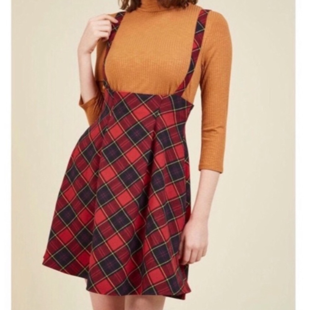 ModCloth tartan print suspender flared skirt Sz M EUC